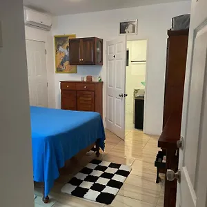 Centrally Located - 5 Homestay